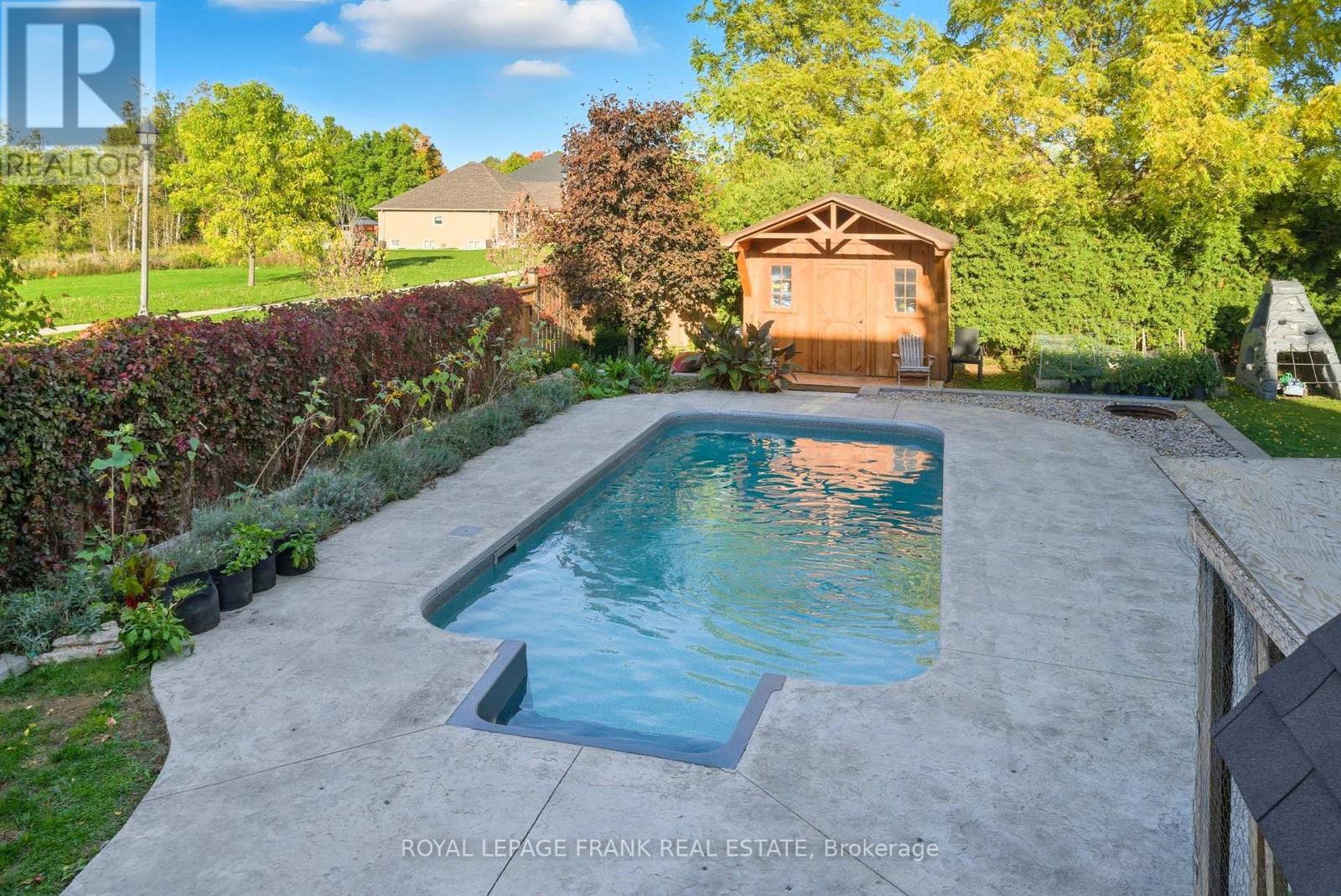 












234 ANGELINE STREET N

,
Kawartha Lakes (Lindsay),




Ontario
K9V5E9

