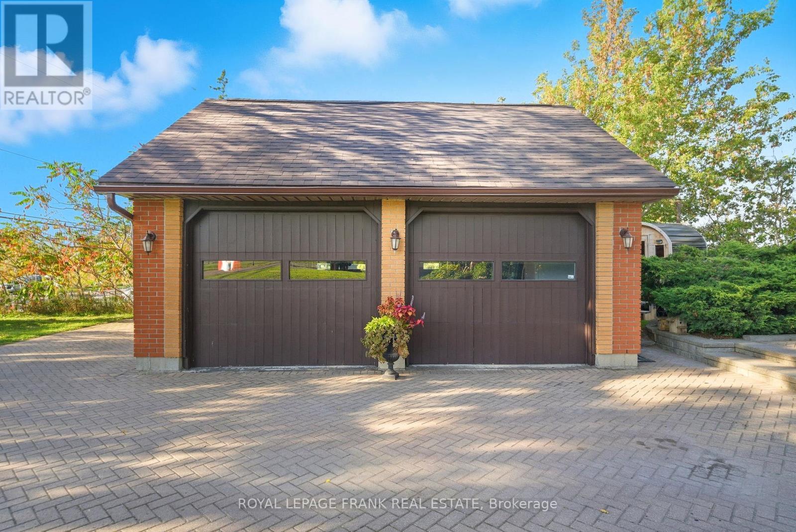 












234 ANGELINE STREET N

,
Kawartha Lakes (Lindsay),




Ontario
K9V5E9

