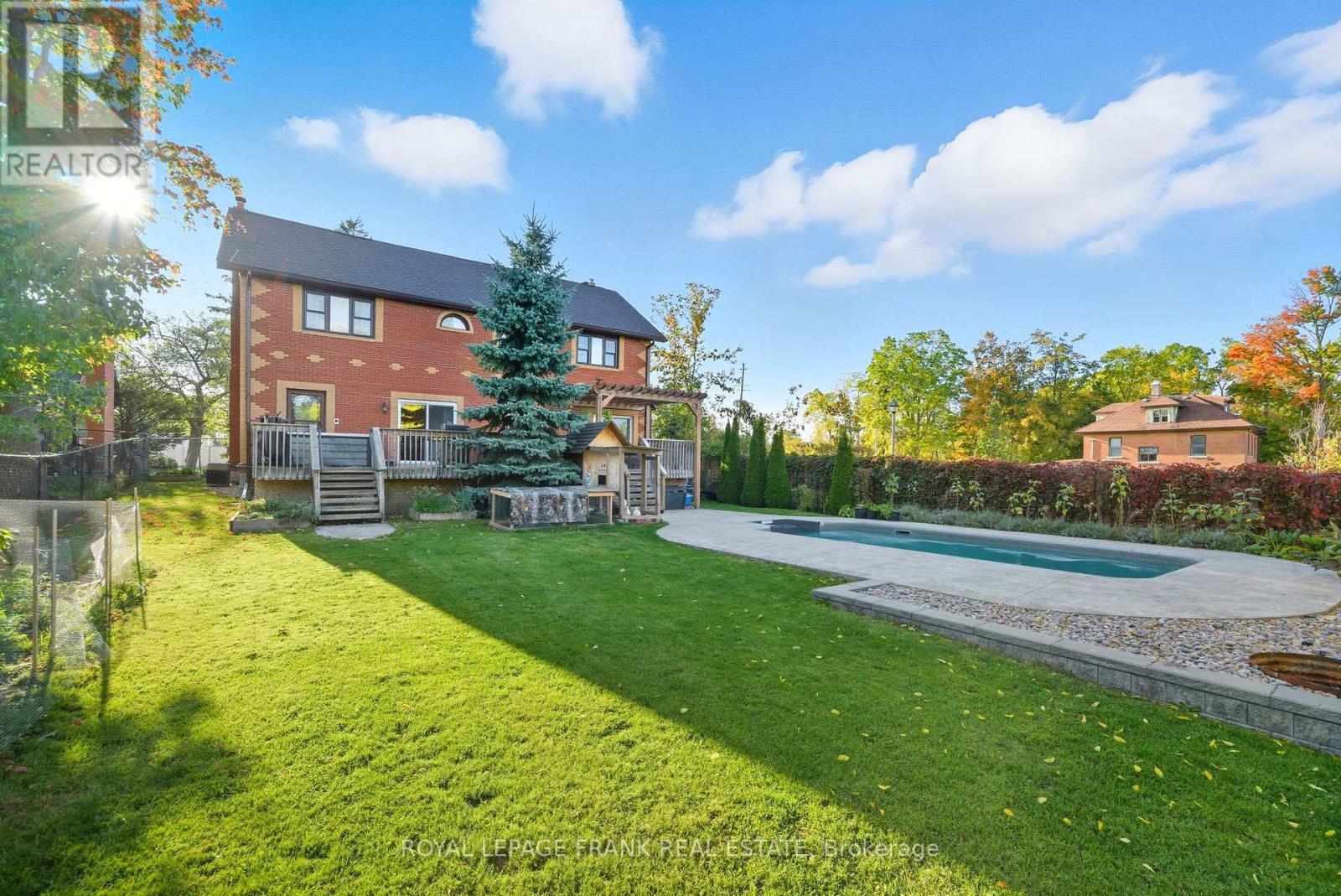 












234 ANGELINE STREET N

,
Kawartha Lakes (Lindsay),




Ontario
K9V5E9

