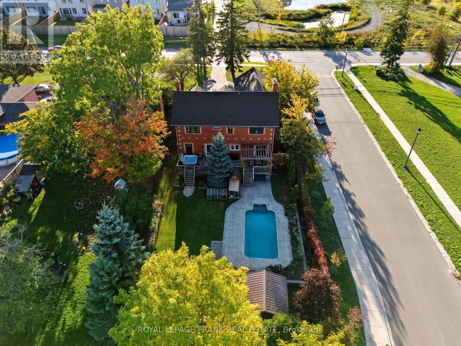 












234 ANGELINE STREET N

,
Kawartha Lakes (Lindsay),




Ontario
K9V5E9

