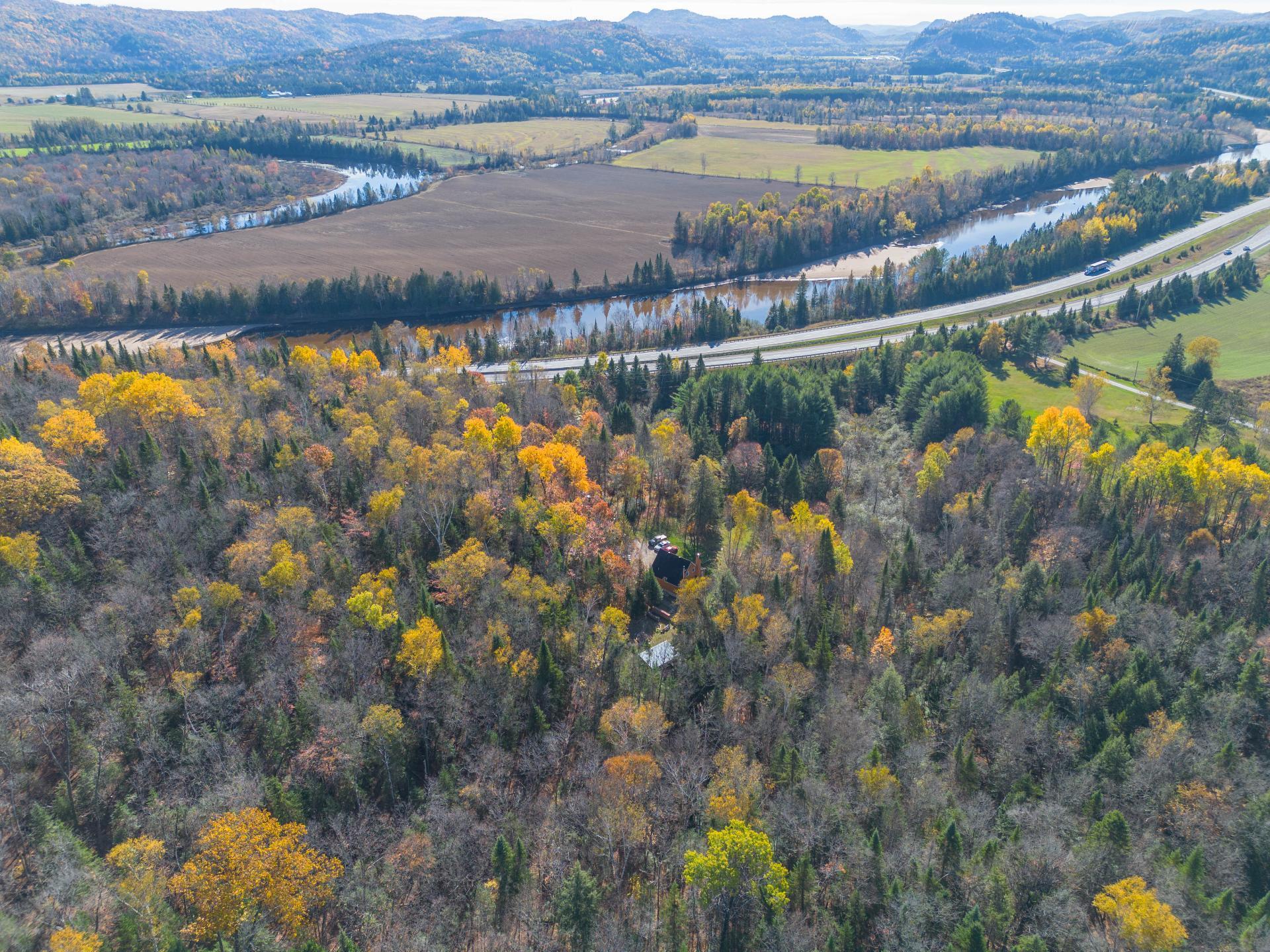 









3655


Route 117

,
La Conception,




QC
J0T1M0

