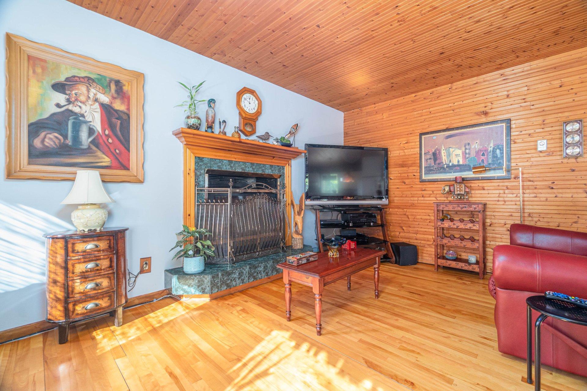 









3655


Route 117

,
La Conception,




QC
J0T1M0

