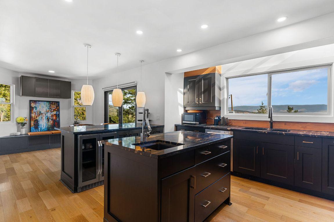 









1632


Griffiths

Place,
West Kelowna,




BC
V1Z 2T7

