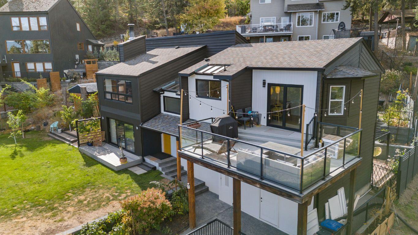 









1632


Griffiths

Place,
West Kelowna,




BC
V1Z 2T7

