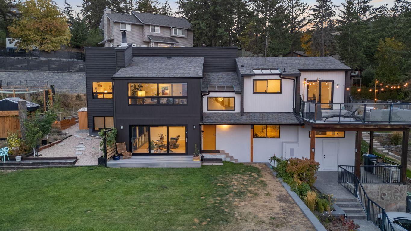 









1632


Griffiths

Place,
West Kelowna,




BC
V1Z 2T7

