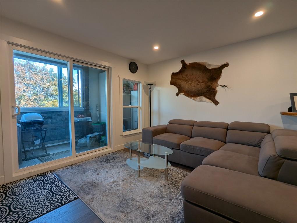 









1915


Pacific

Court, 401,
Kelowna,




BC
V1Y 8B3

