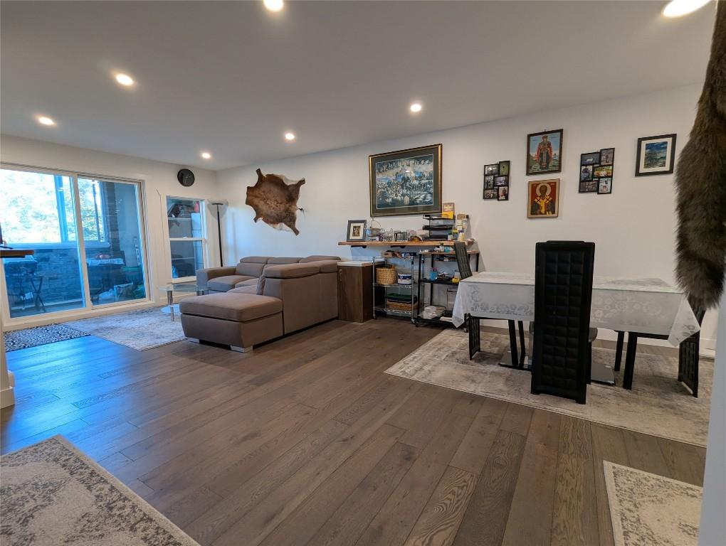 









1915


Pacific

Court, 401,
Kelowna,




BC
V1Y 8B3

