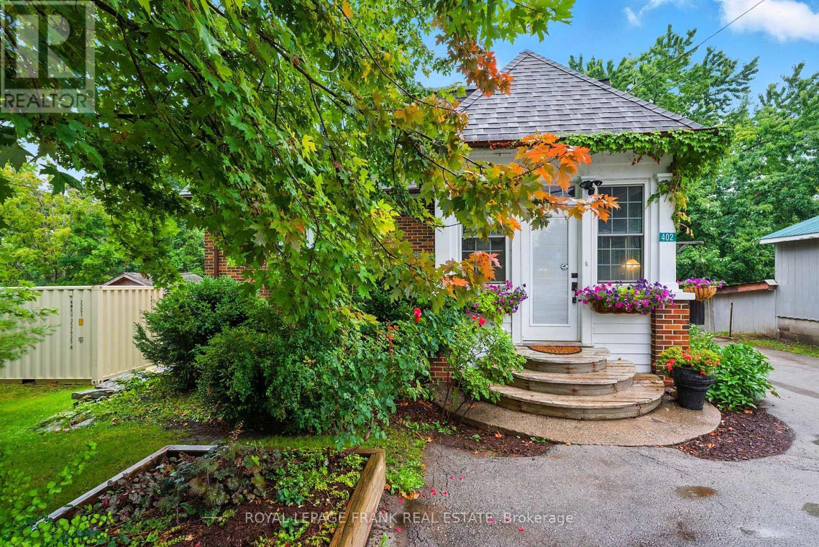 












402 ELDON ROAD

,
Kawartha Lakes (Little Britain),




Ontario
K0M2C0

