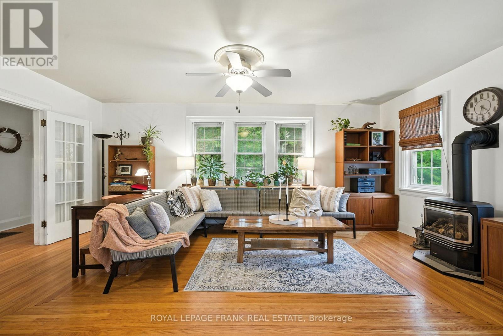 












402 ELDON ROAD

,
Kawartha Lakes (Little Britain),




Ontario
K0M2C0

