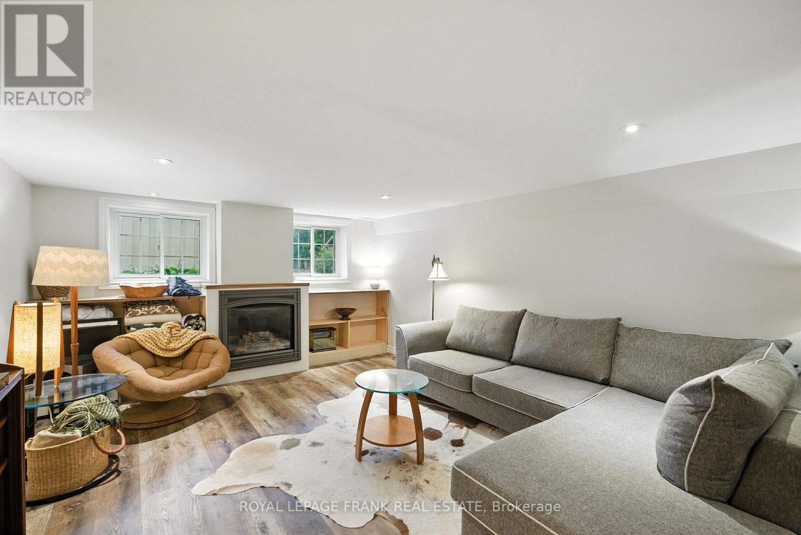 












402 ELDON ROAD

,
Kawartha Lakes (Little Britain),




Ontario
K0M2C0

