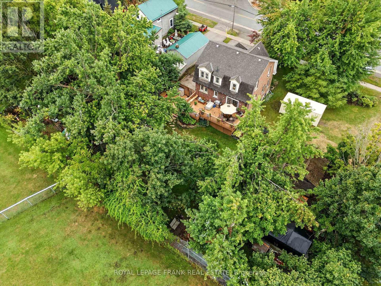 












402 ELDON ROAD

,
Kawartha Lakes (Little Britain),




Ontario
K0M2C0

