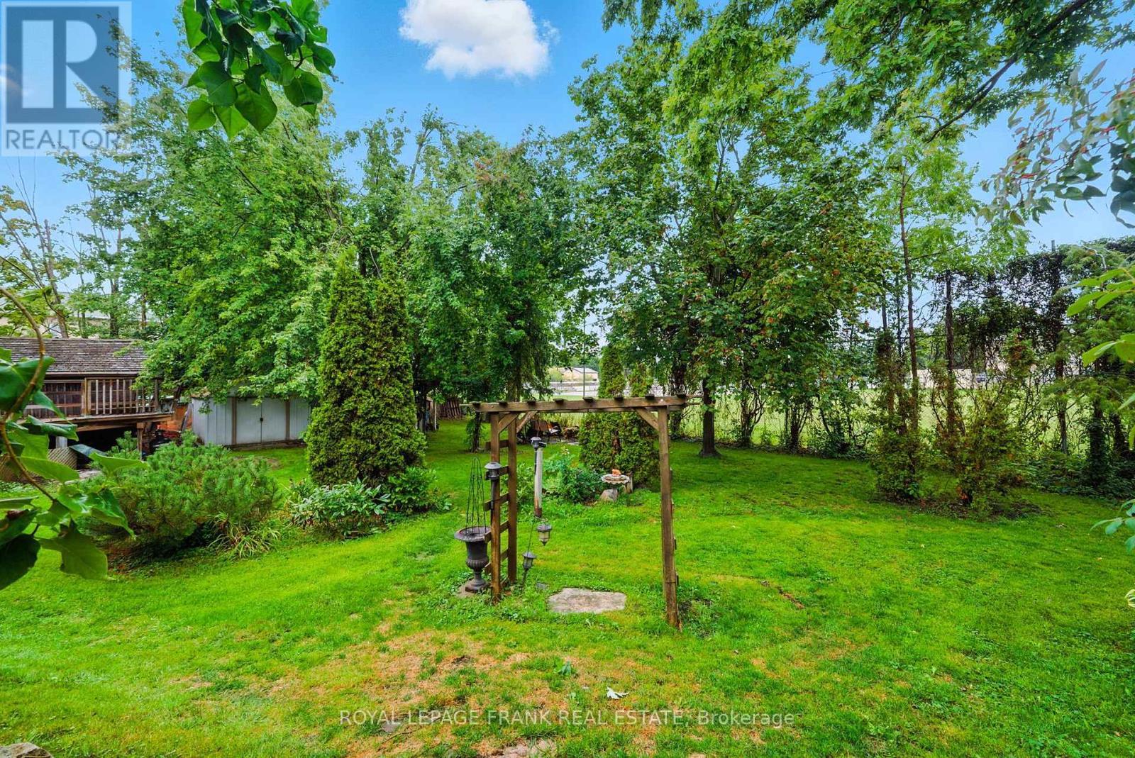 












402 ELDON ROAD

,
Kawartha Lakes (Little Britain),




Ontario
K0M2C0

