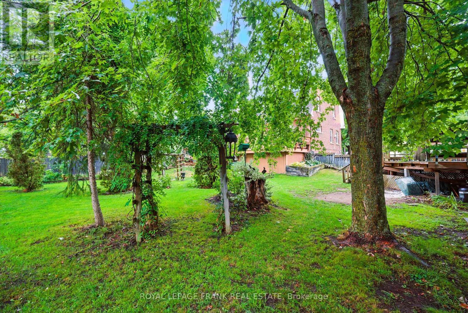 












402 ELDON ROAD

,
Kawartha Lakes (Little Britain),




Ontario
K0M2C0

