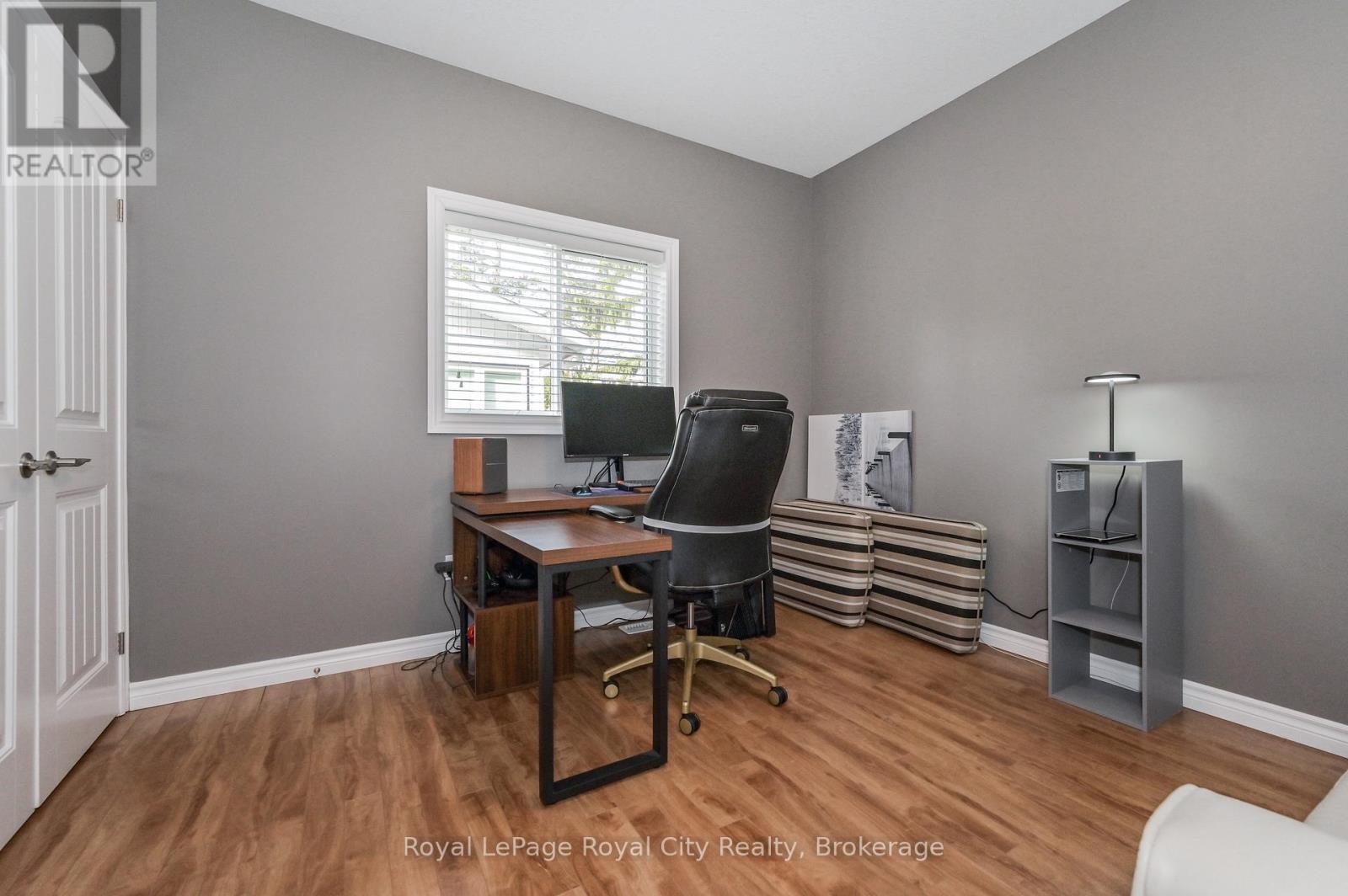 












145 KERTLAND STREET

,
Centre Wellington (Elora/Salem),




Ontario
N0B1S0

