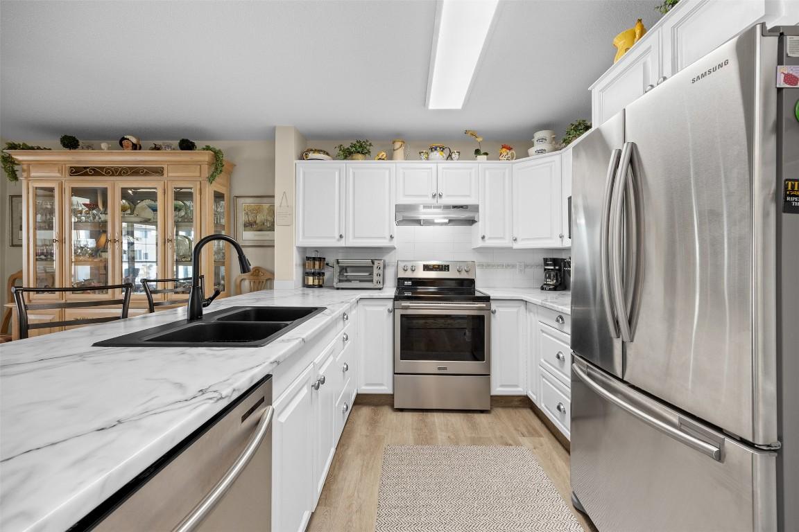 









3870


Brown

Road, 305,
West Kelowna,




BC
V4T 2J5

