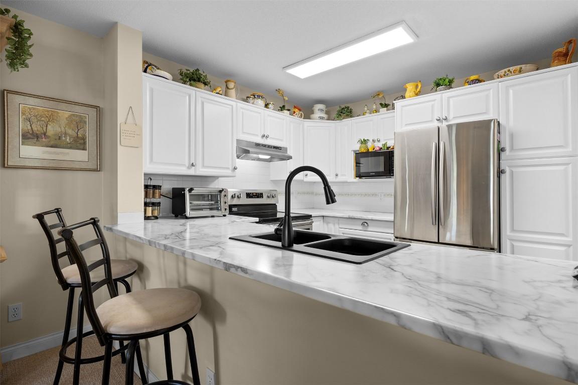 









3870


Brown

Road, 305,
West Kelowna,




BC
V4T 2J5

