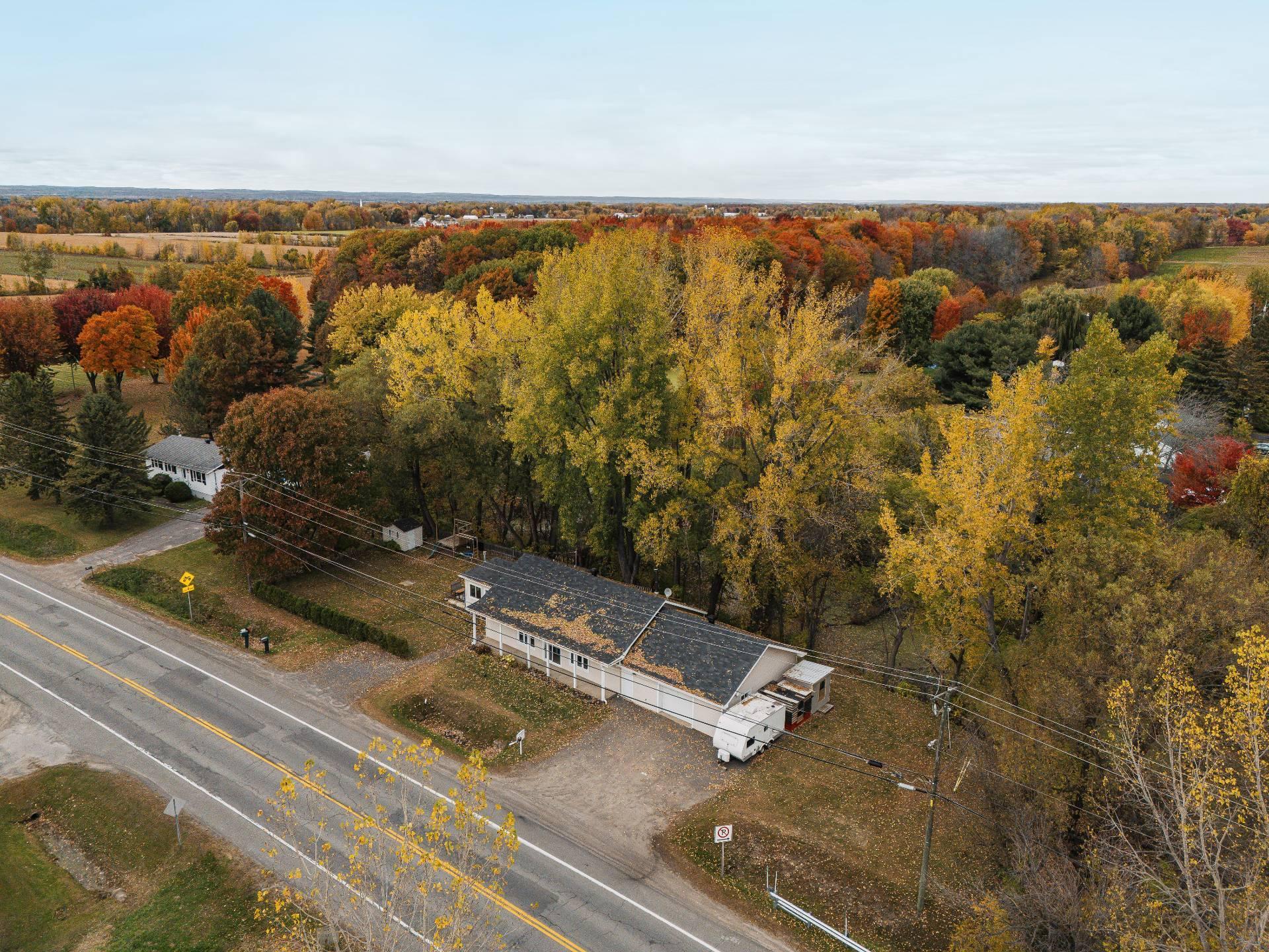 









411


Rue Principale

,
La Visitation-de-l'Île-Dupas,




QC
J0K2P0

