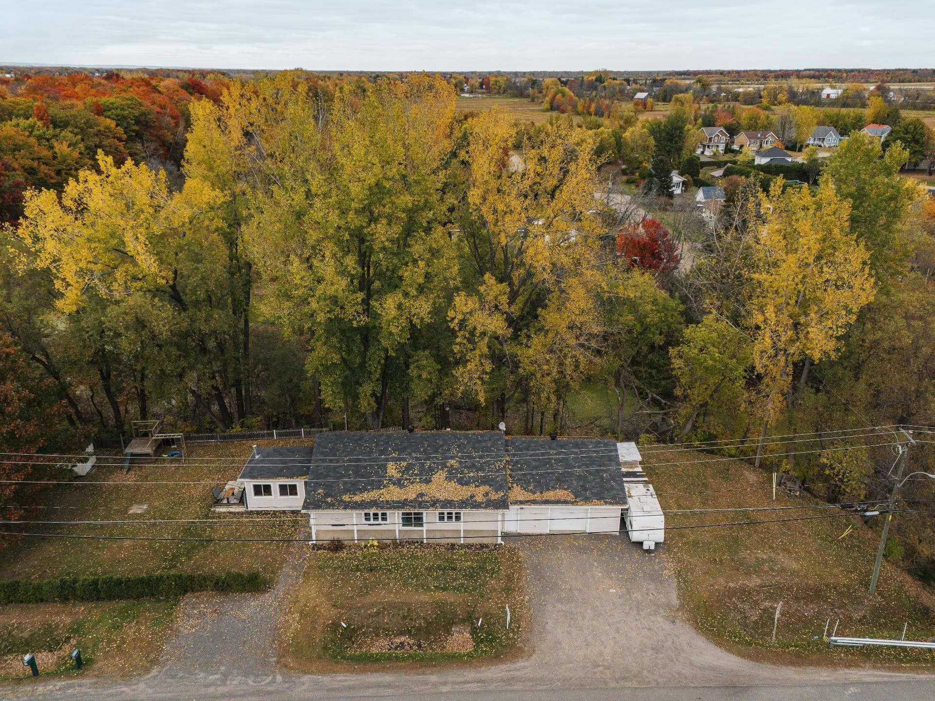 









411


Rue Principale

,
La Visitation-de-l'Île-Dupas,




QC
J0K2P0

