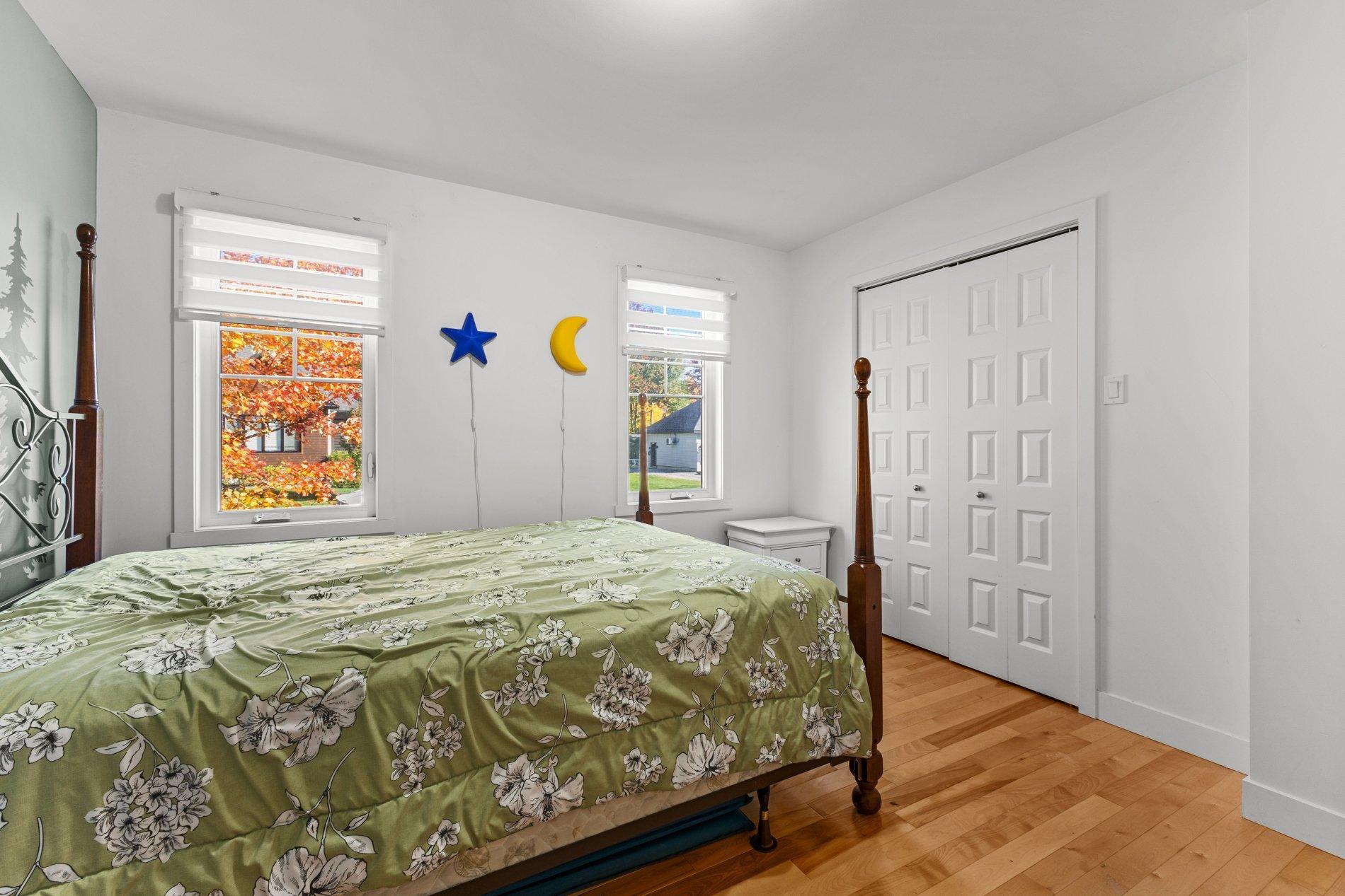 









128


Rue Arbour

,
Farnham,




QC
J2N0C8


