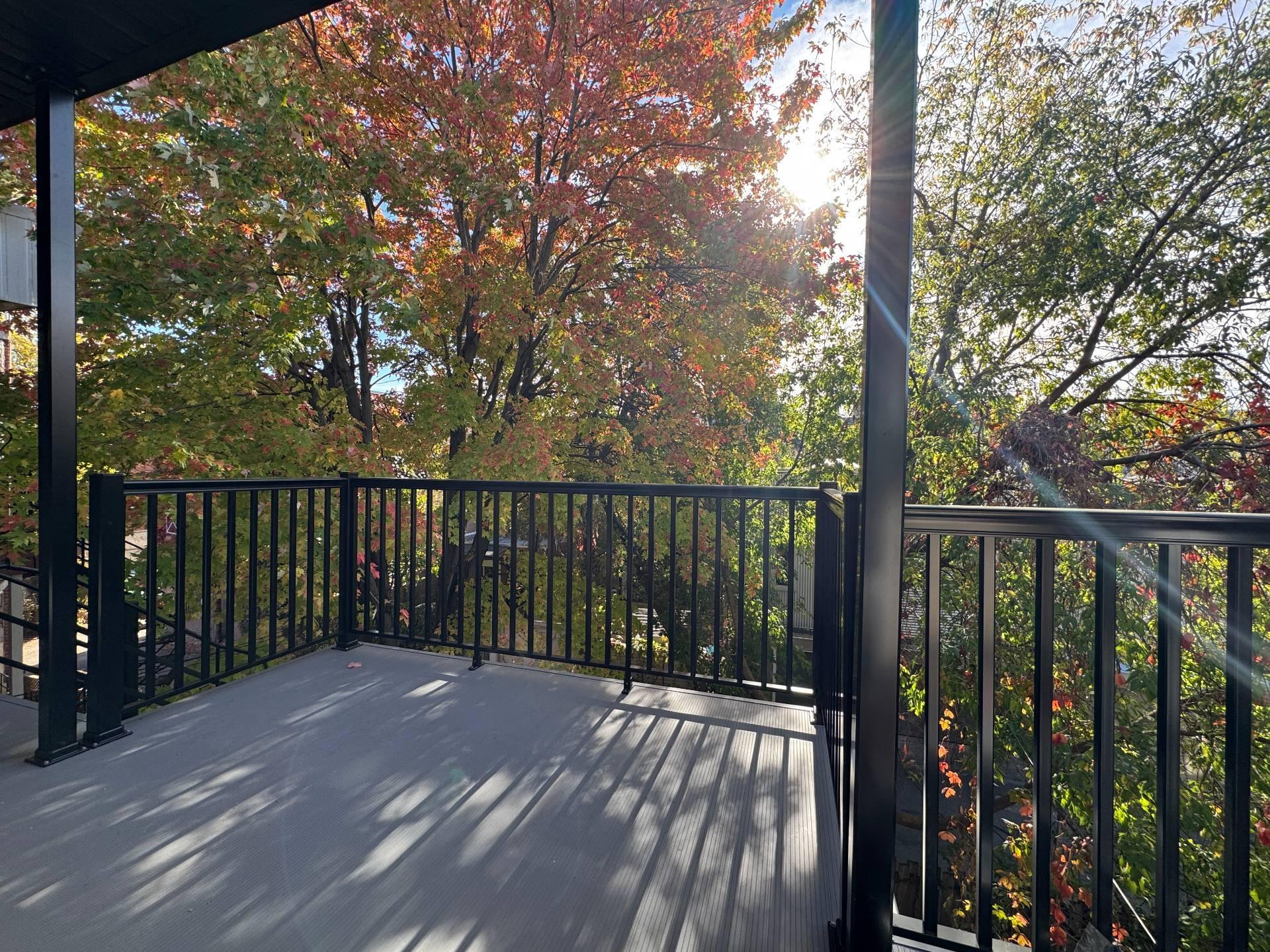 









4526


Rue Chambord

,
Montréal (Le Plateau-Mont-Royal),




QC
H2J3M7

