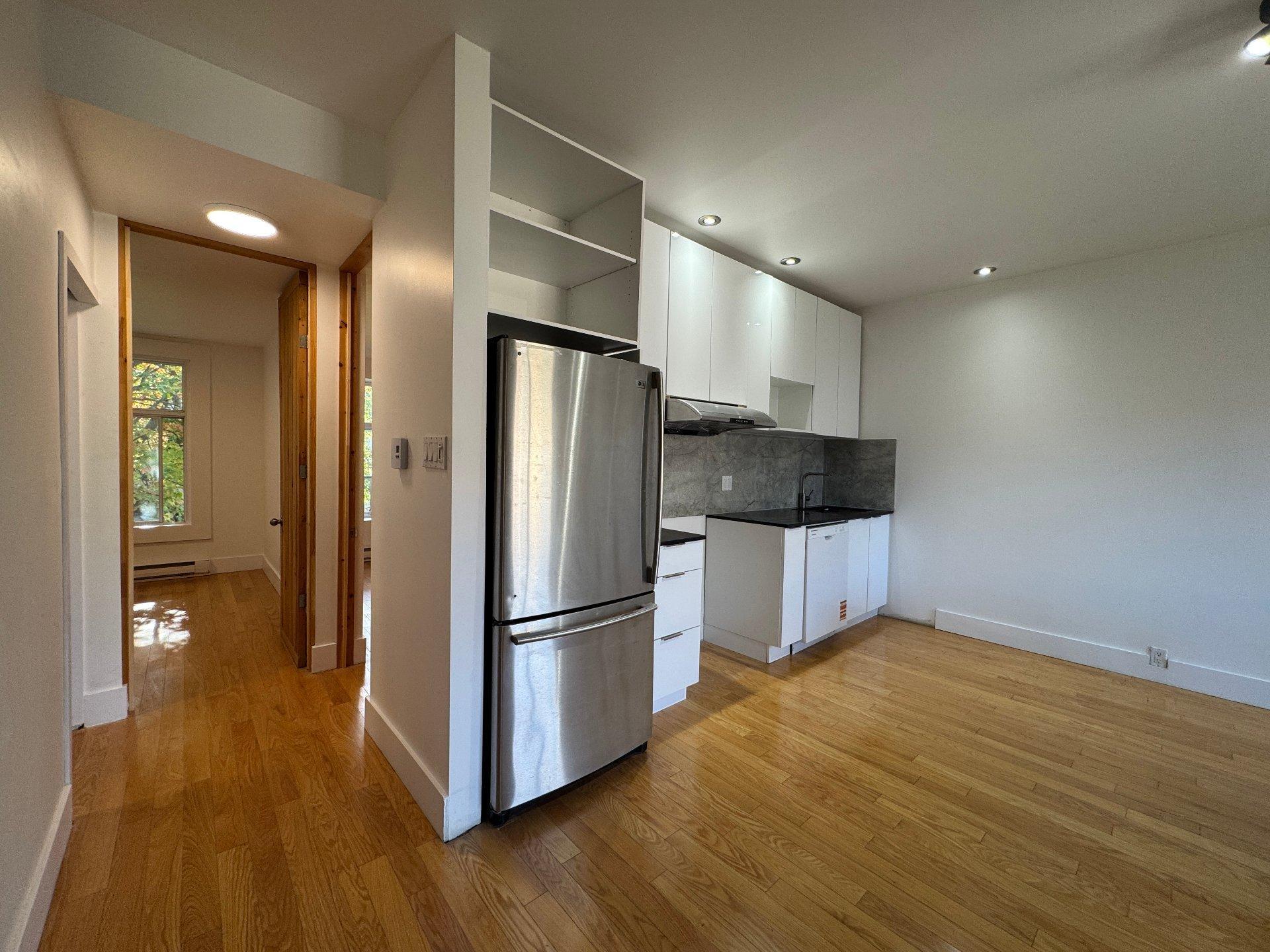









4526


Rue Chambord

,
Montréal (Le Plateau-Mont-Royal),




QC
H2J3M7


