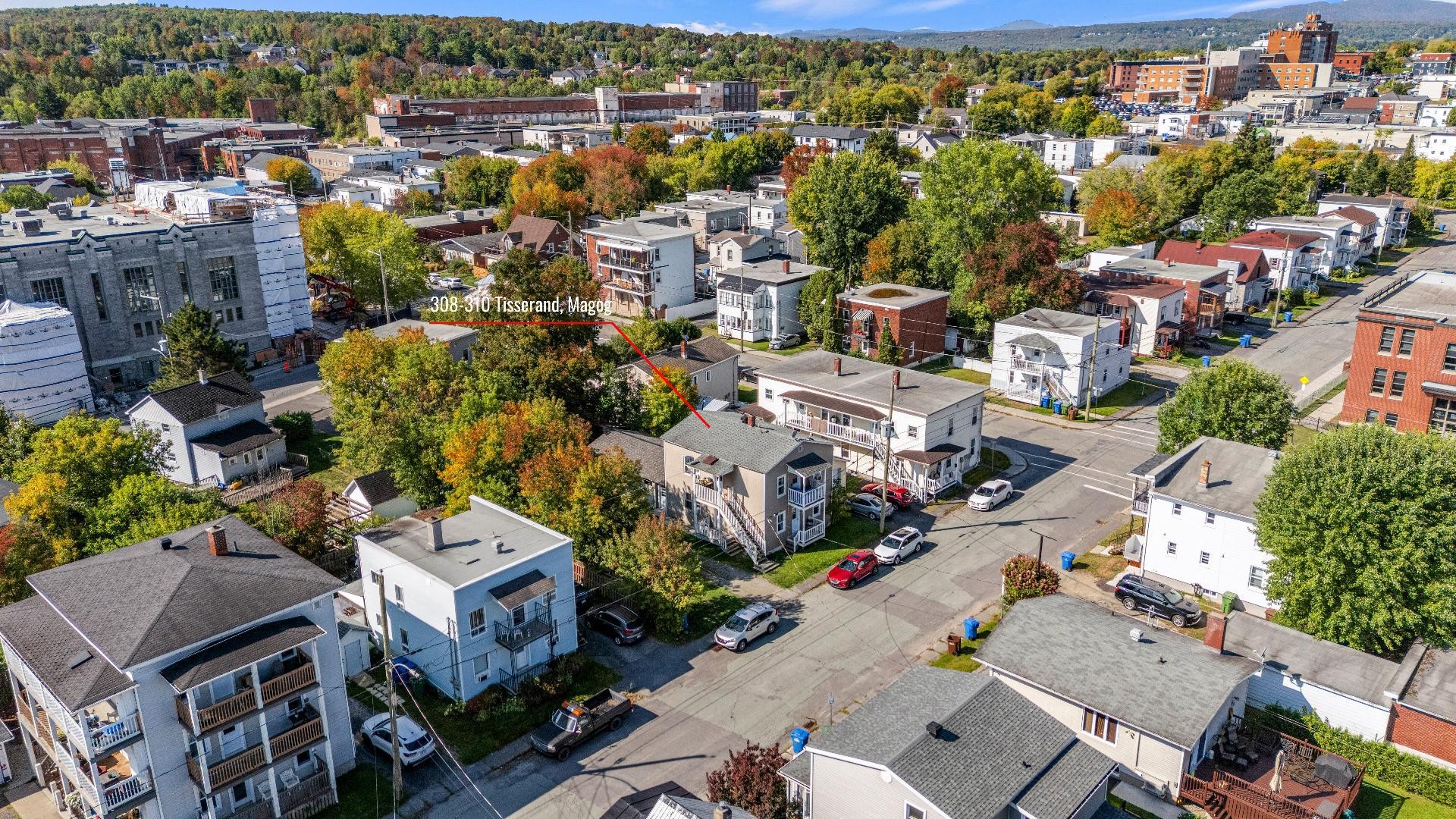 









308

 - 310


Rue des Tisserands

,
Magog,




QC
J1X1T3


