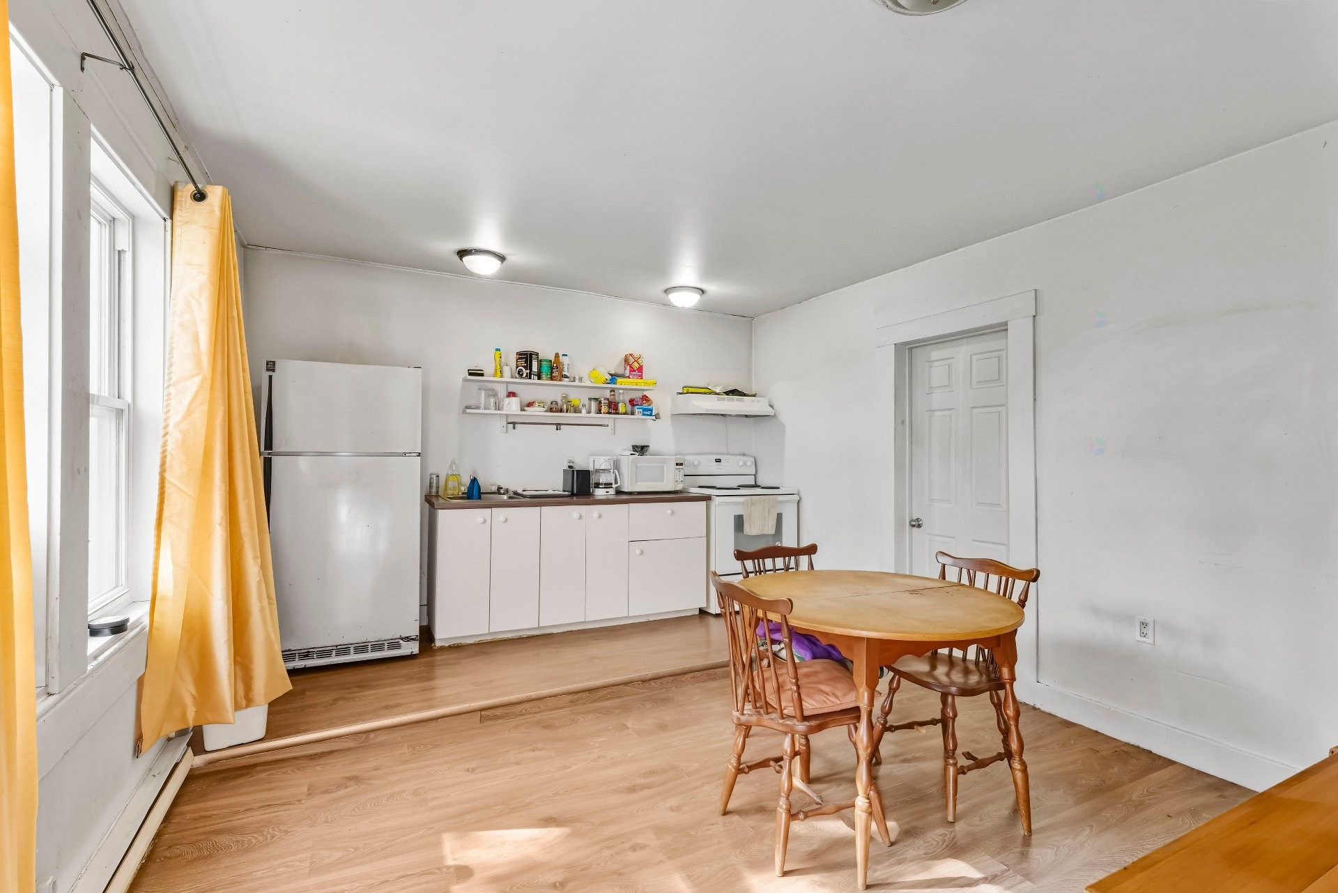 









308

 - 310


Rue des Tisserands

,
Magog,




QC
J1X1T3


