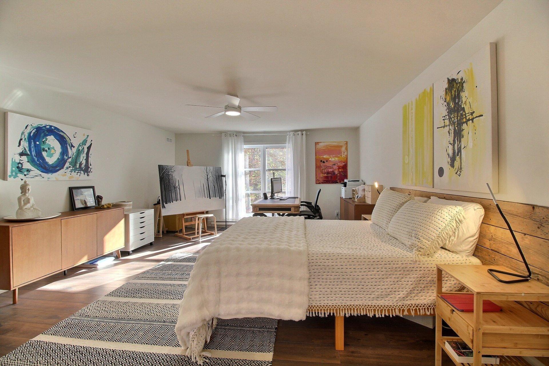 









91


Rue Meunier

,
Eastman,




QC
J0E1P0

