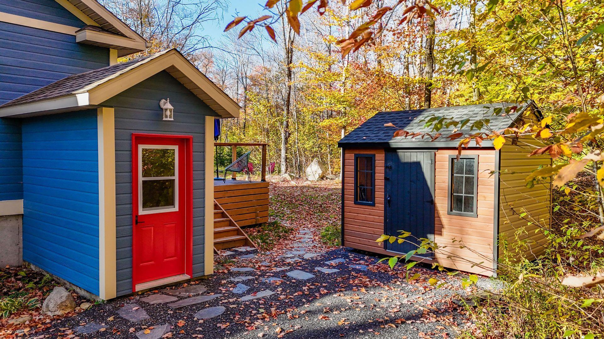 









91


Rue Meunier

,
Eastman,




QC
J0E1P0

