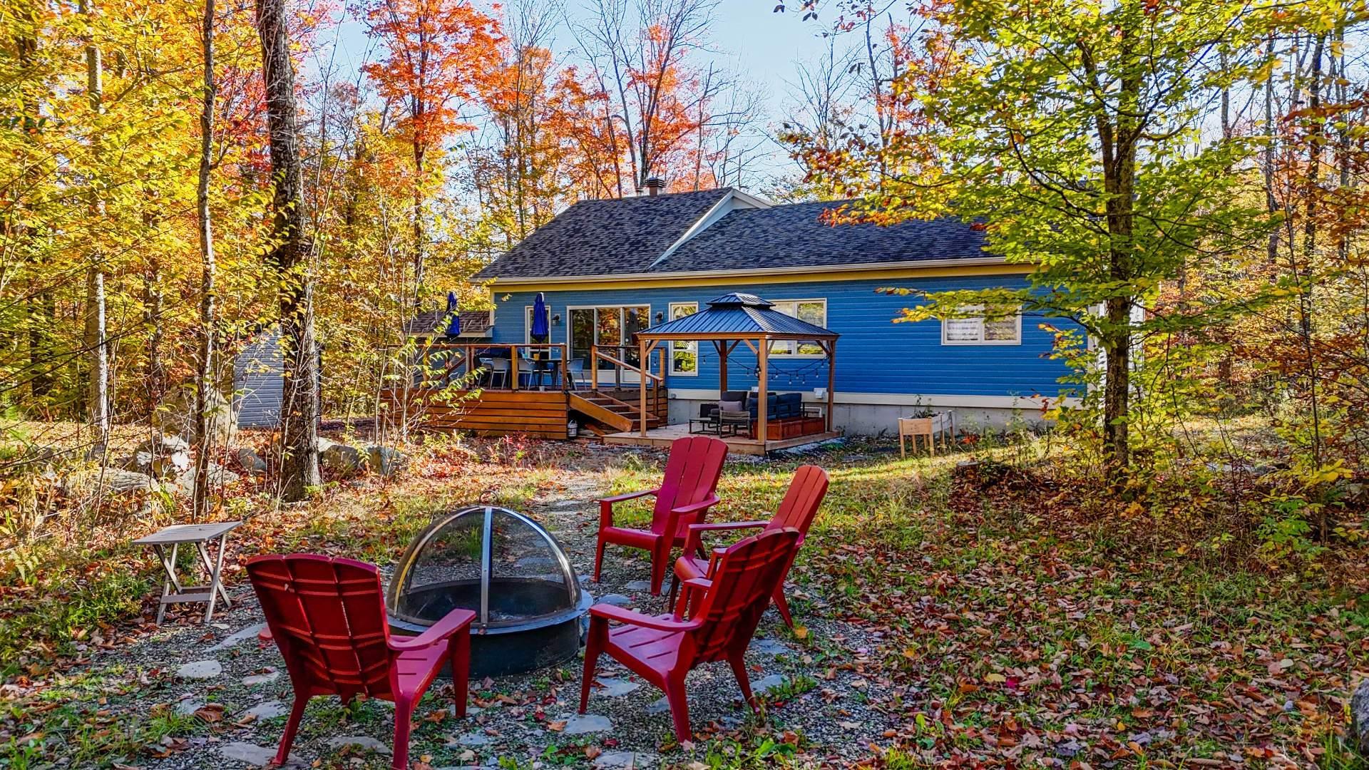 









91


Rue Meunier

,
Eastman,




QC
J0E1P0

