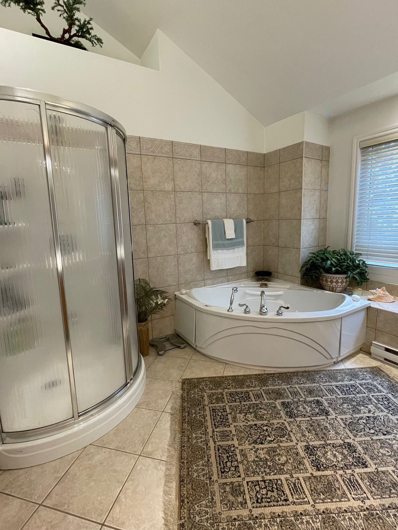 









50


Ch. du Lac-d'Argent

,
Eastman,




QC
J0E1P0

