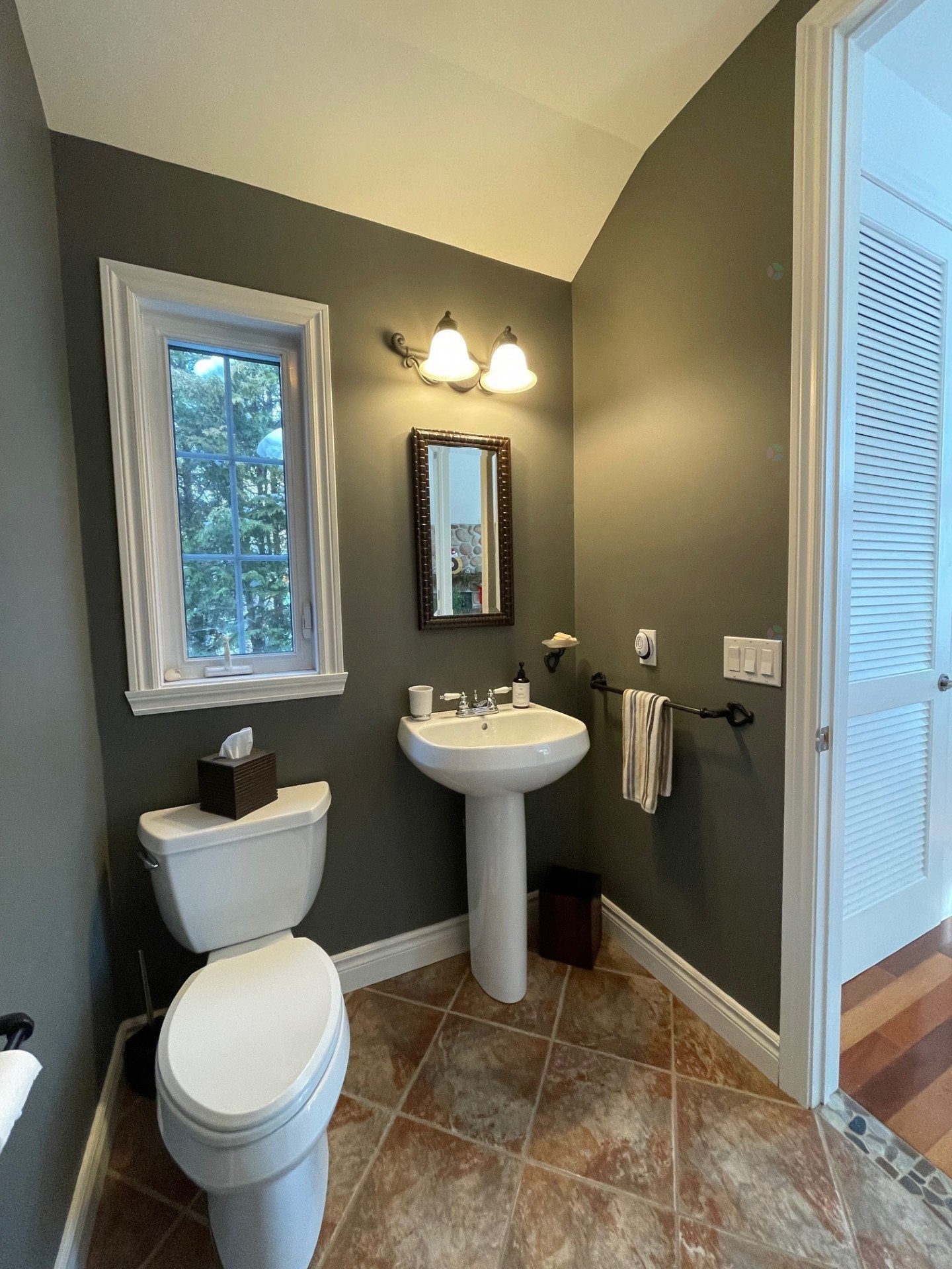 









50


Ch. du Lac-d'Argent

,
Eastman,




QC
J0E1P0

