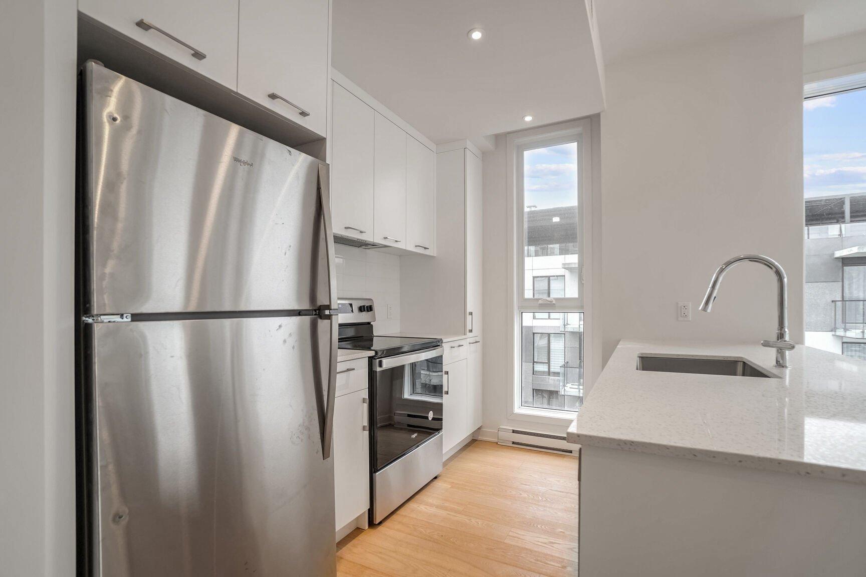 









1485


Rue des Bassins

, 821,
Montréal (Le Sud-Ouest),




QC
H3C1B7

