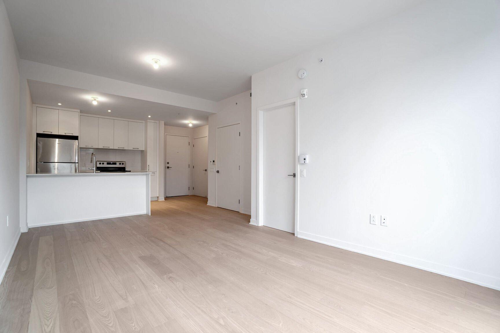 









1485


Rue des Bassins

, 824,
Montréal (Le Sud-Ouest),




QC
H3C1B7

