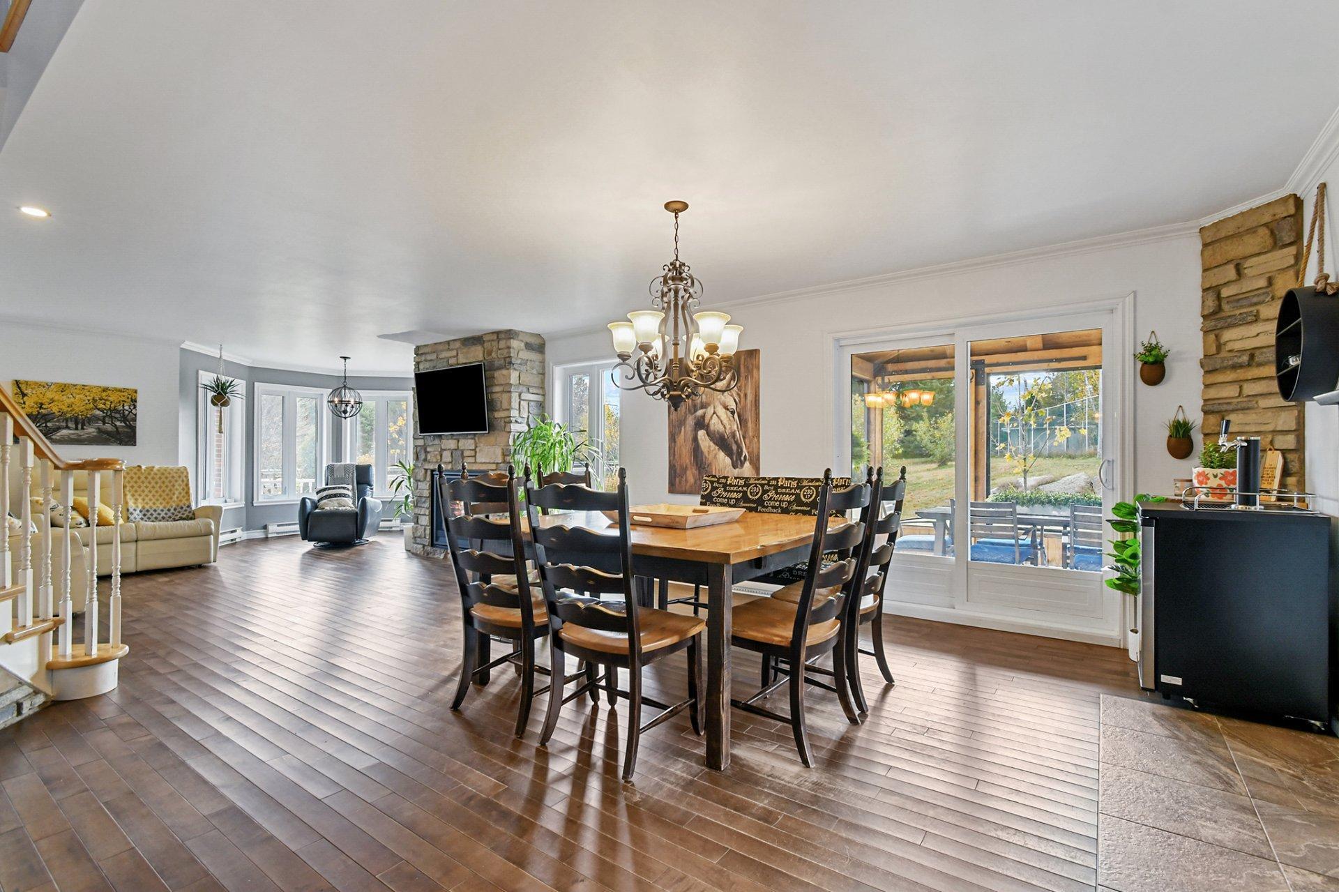 









1190


Route 349

,
Saint-Alexis-des-Monts,




QC
J0K1V0

