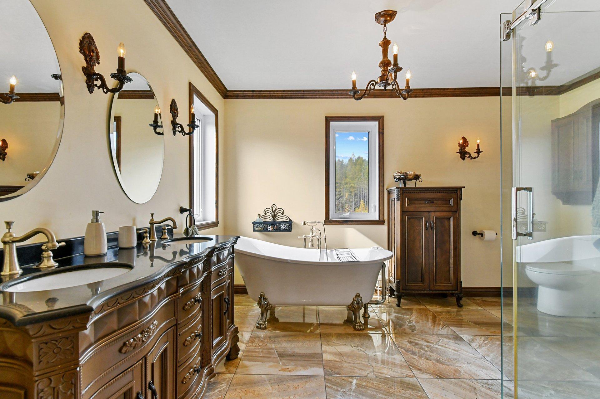 









1190


Route 349

,
Saint-Alexis-des-Monts,




QC
J0K1V0

