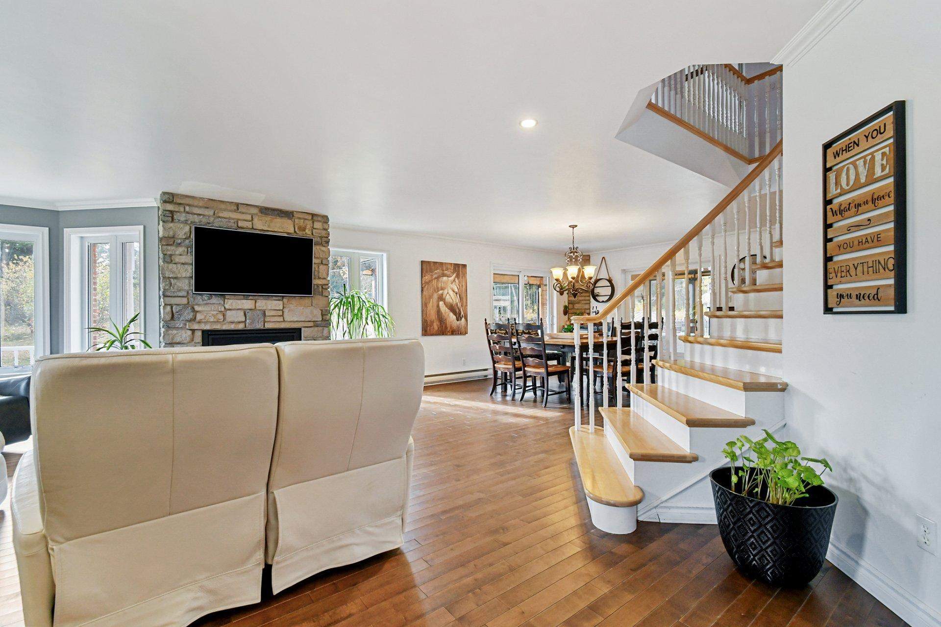 









1190


Route 349

,
Saint-Alexis-des-Monts,




QC
J0K1V0

