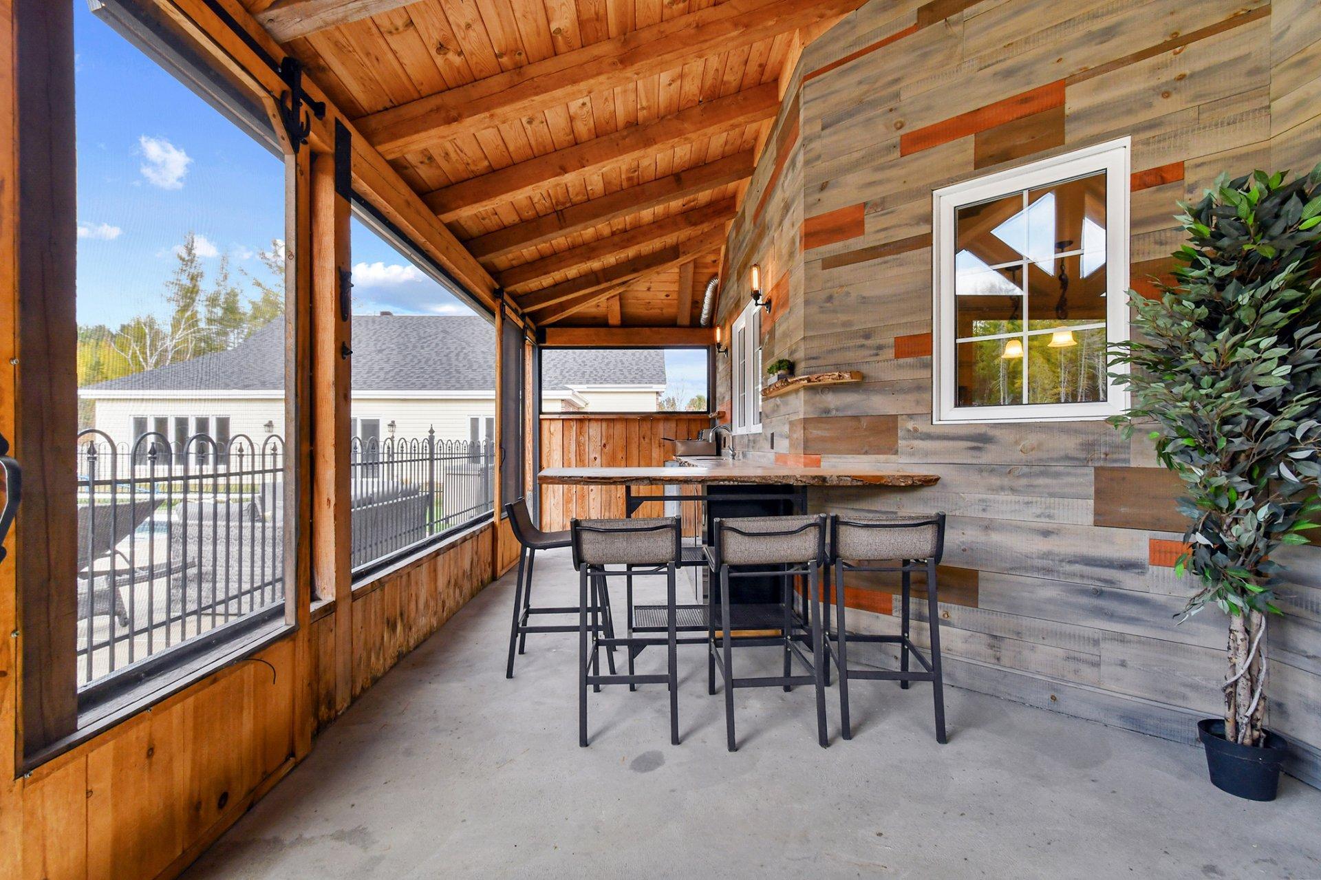 









1190


Route 349

,
Saint-Alexis-des-Monts,




QC
J0K1V0

