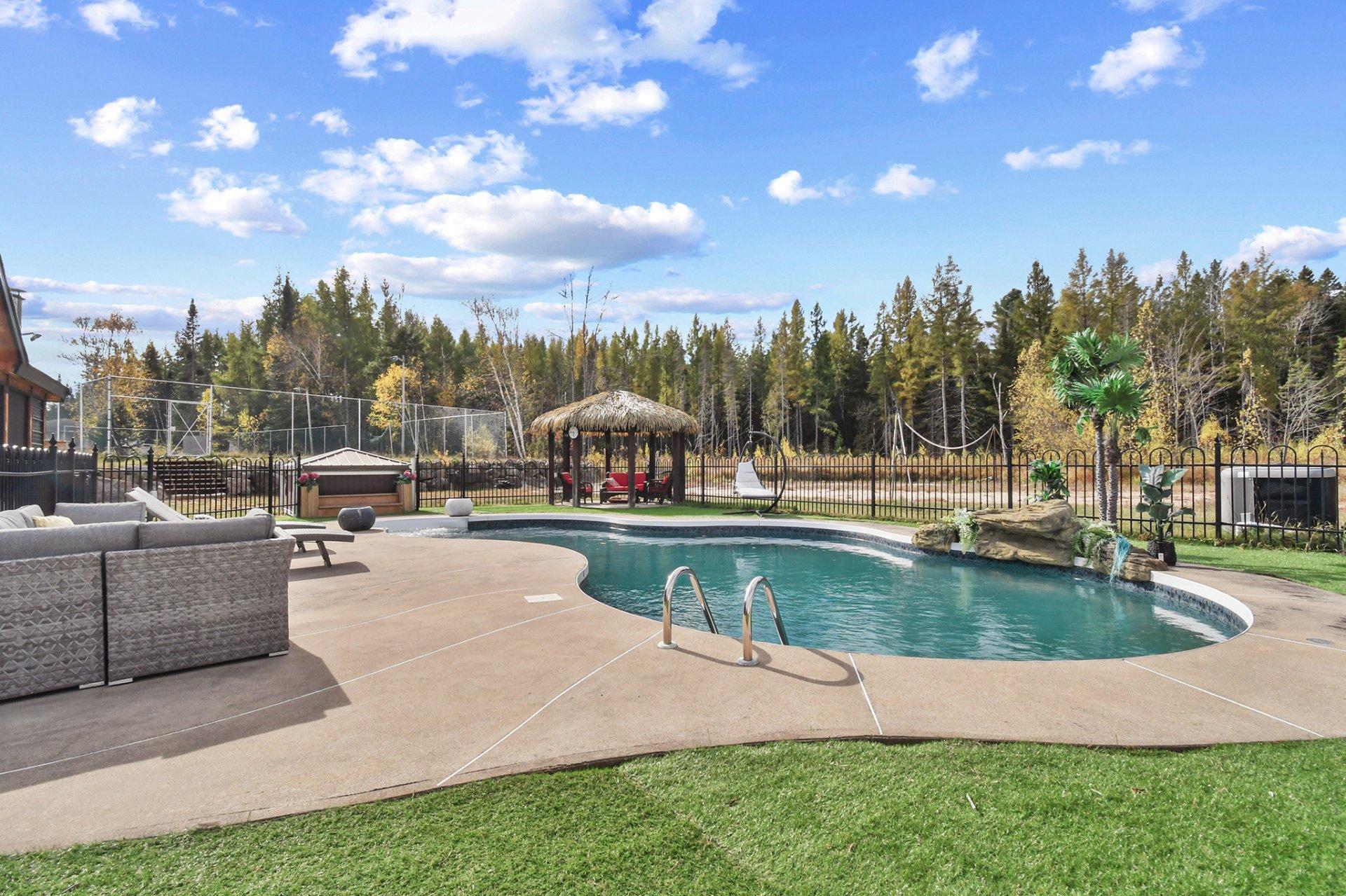 









1190


Route 349

,
Saint-Alexis-des-Monts,




QC
J0K1V0

