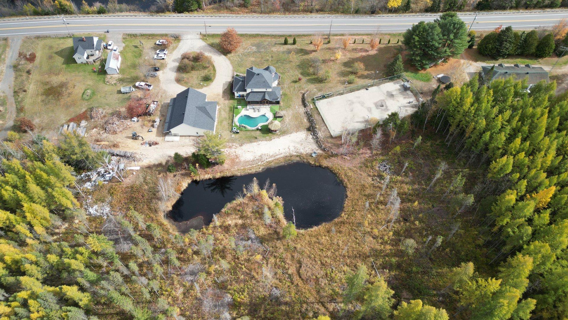 









1190


Route 349

,
Saint-Alexis-des-Monts,




QC
J0K1V0

