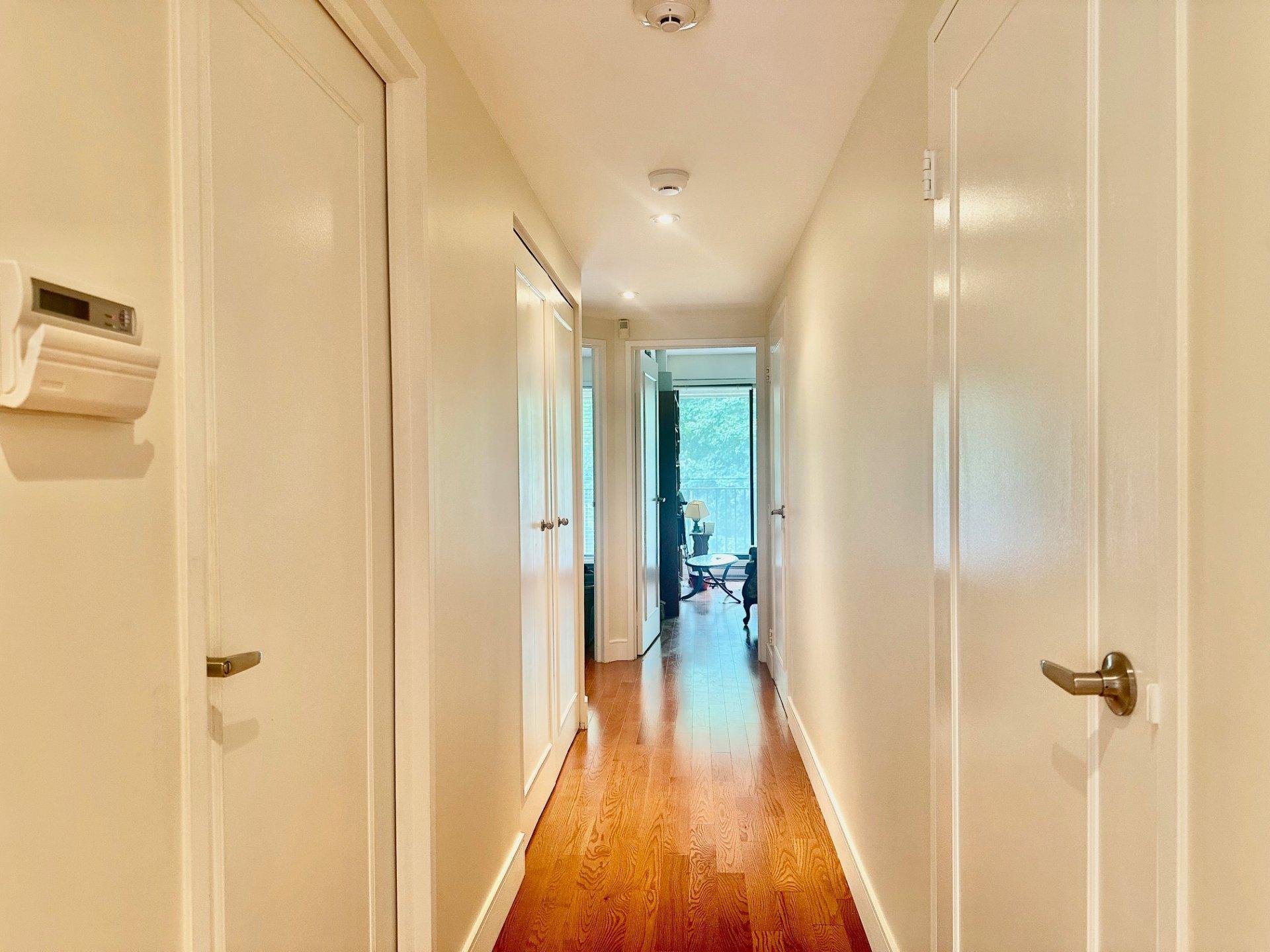 









5955


Av. Wilderton

, 2-J,
Montréal (Côte-des-Neiges/Notre-Dame-de-Grâce),




QC
H3S2V1

