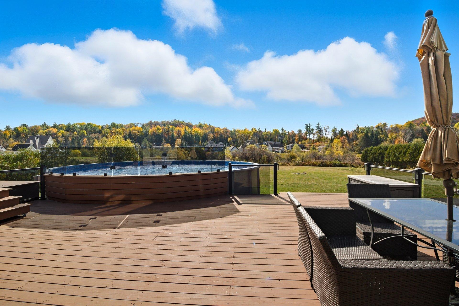 









69


Ch. des Bâtisseurs

,
Val-des-Monts,




QC
J8N7C4

