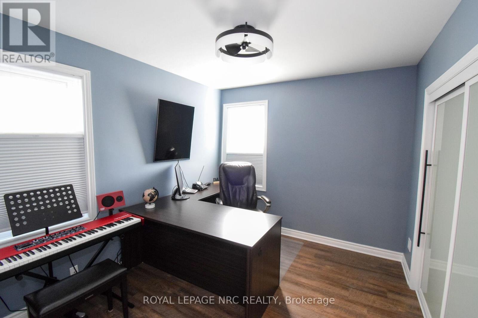 












128 HAIG STREET

,
St. Catharines (Haig),




Ontario
L2R6L2

