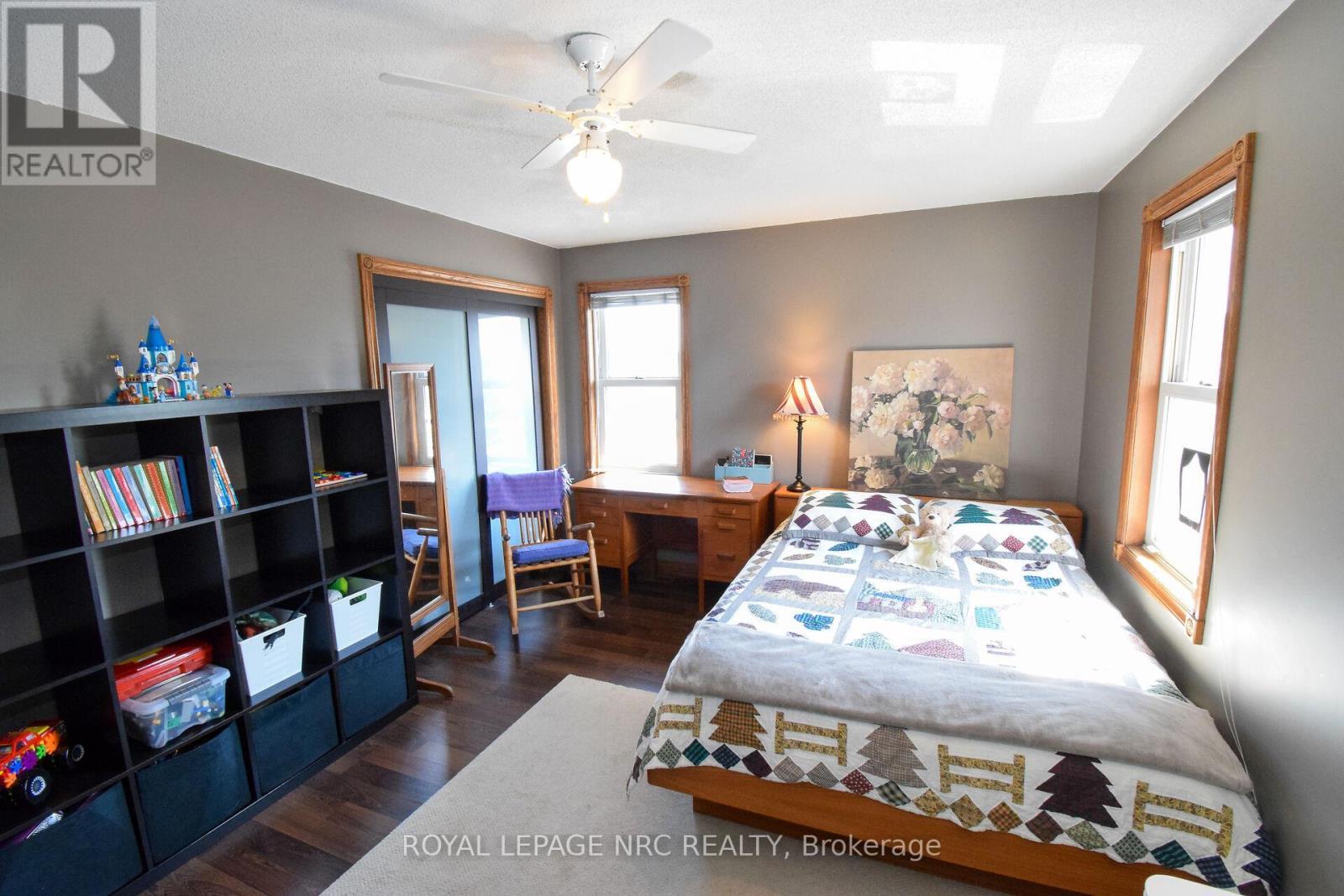 












128 HAIG STREET

,
St. Catharines (Haig),




Ontario
L2R6L2

