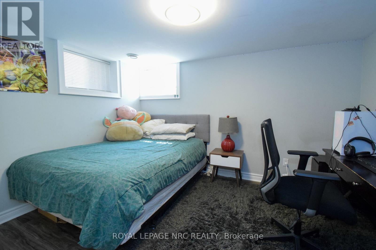 












128 HAIG STREET

,
St. Catharines (Haig),




Ontario
L2R6L2

