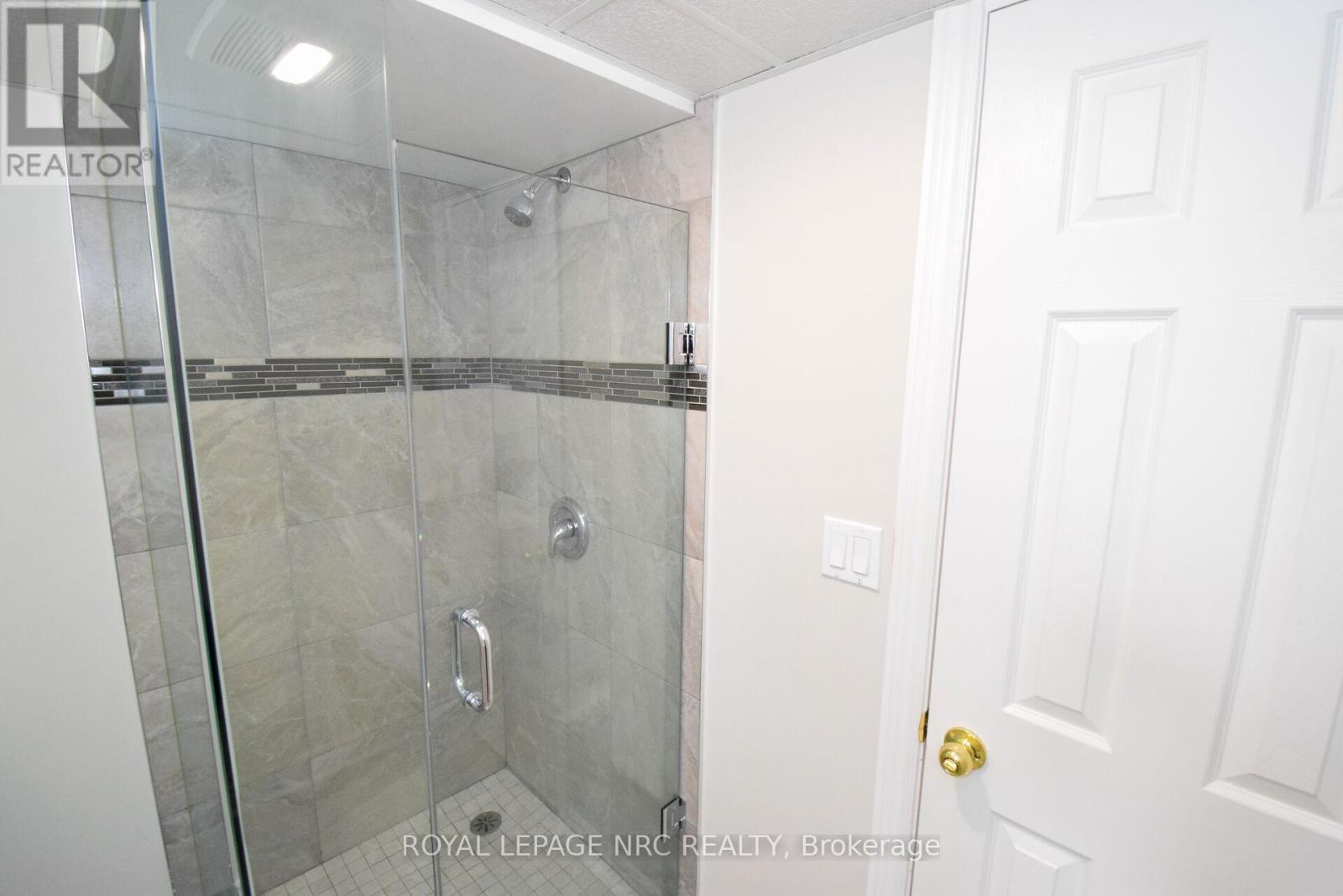 












128 HAIG STREET

,
St. Catharines (Haig),




Ontario
L2R6L2

