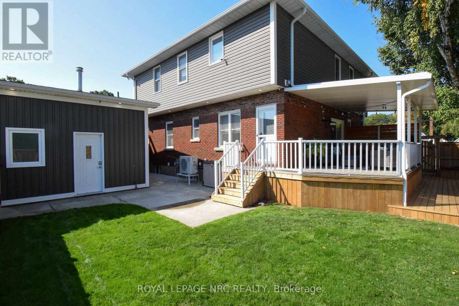 












128 HAIG STREET

,
St. Catharines (Haig),




Ontario
L2R6L2

