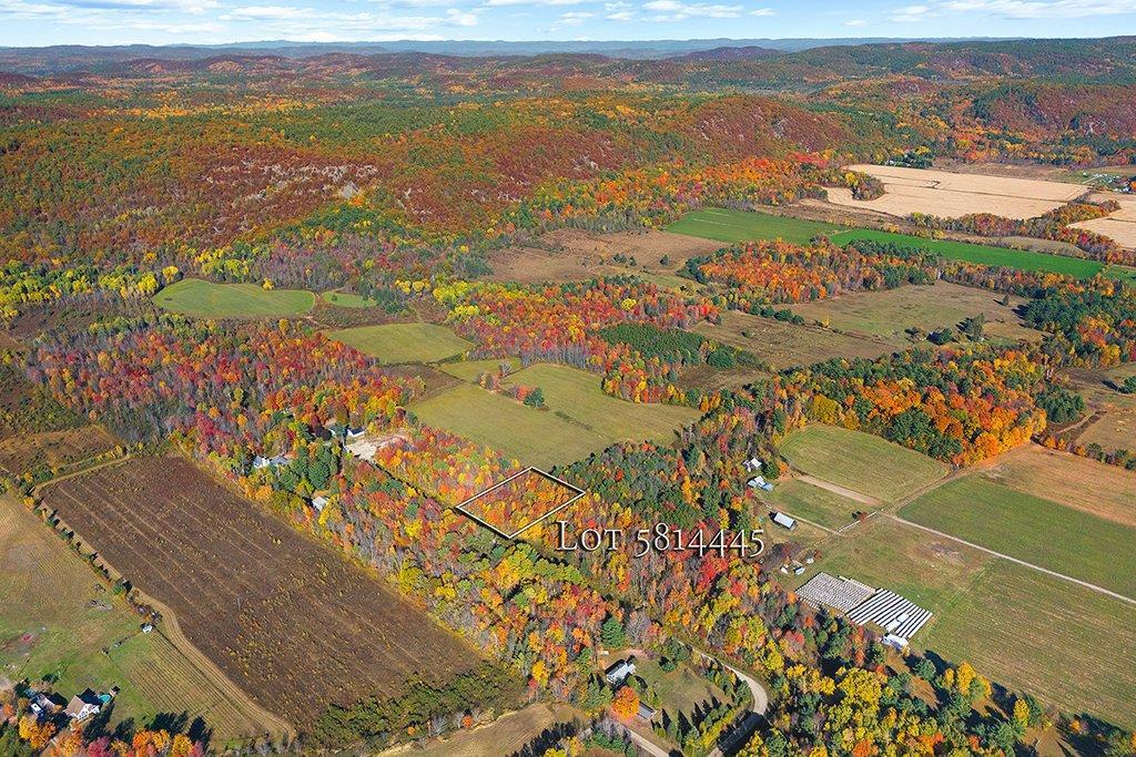 









724


Ch. Robinson

,
Pontiac,







QC
J0X2G0

