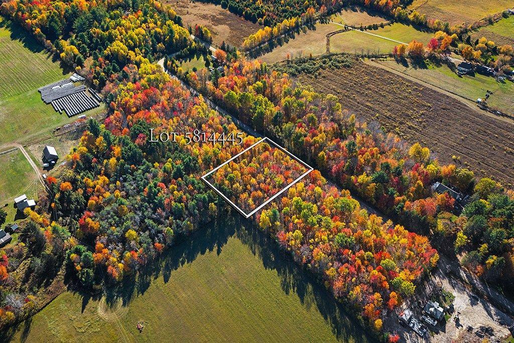 









724


Ch. Robinson

,
Pontiac,







QC
J0X2G0

