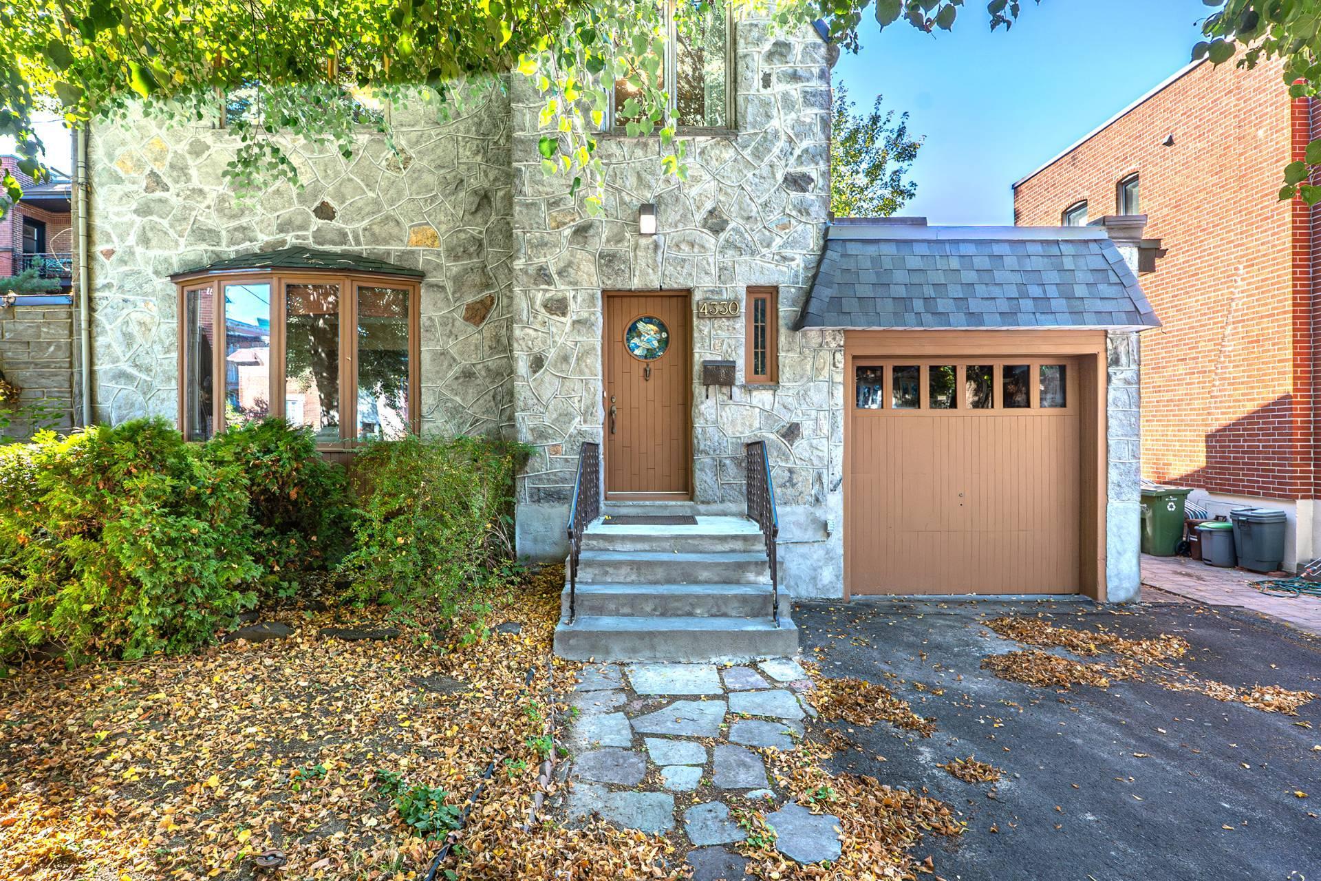 









4330


Av. de Mayfair

,
Montréal (Côte-des-Neiges/Notre-Dame-de-Grâce),




QC
H4B2E3

